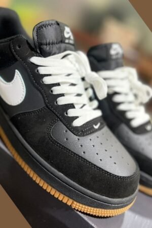 Nike Air Force 1 '07