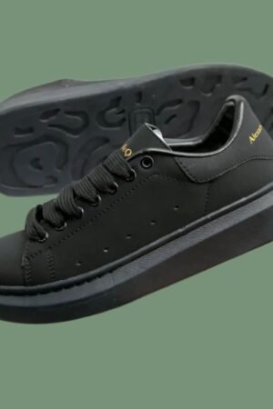 Alexander McQueen – Black