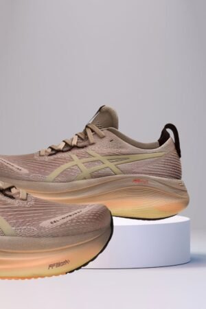 Asics Gel Nimbus 27 Luxe Sneakers